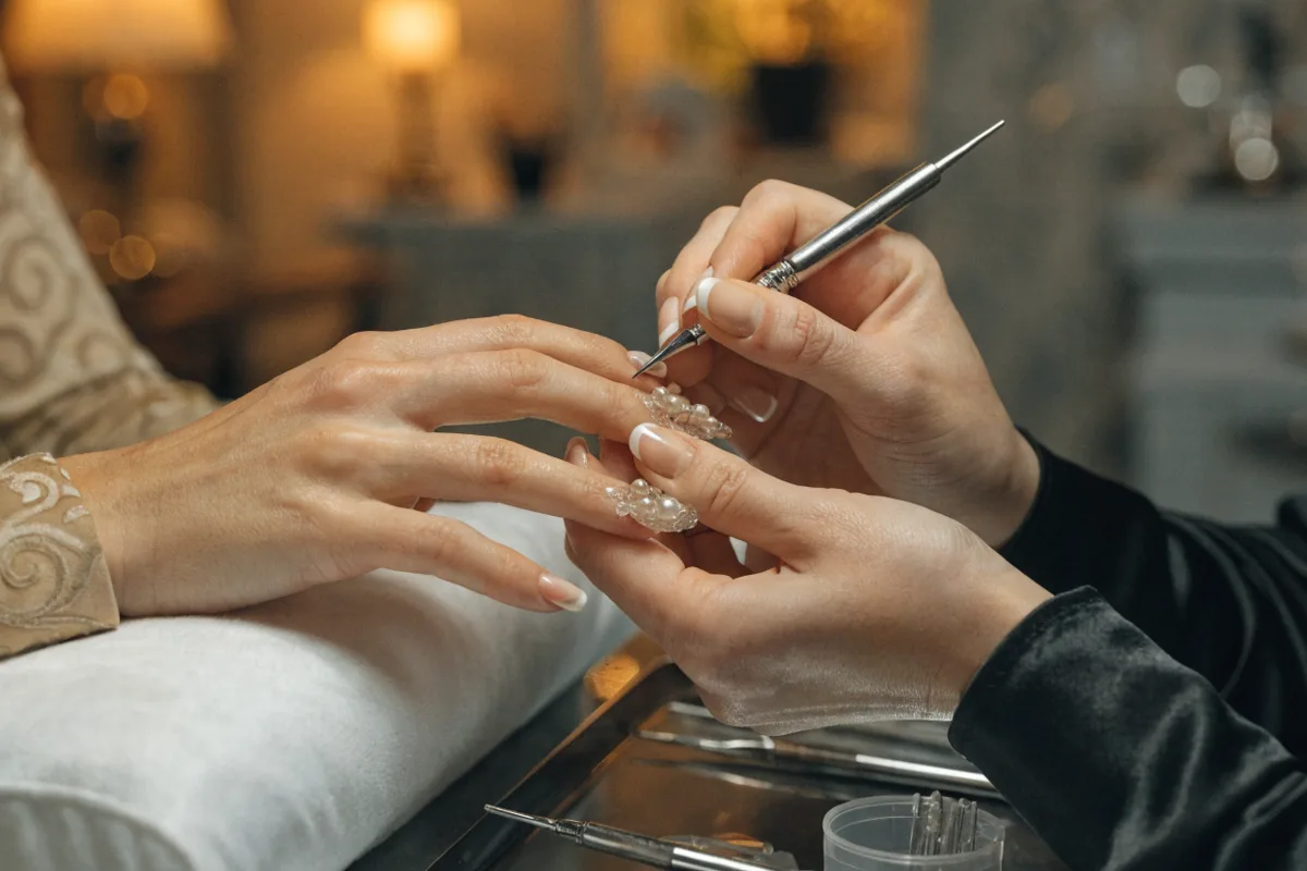 Manicura y Pedicura: Siguiente Nivel